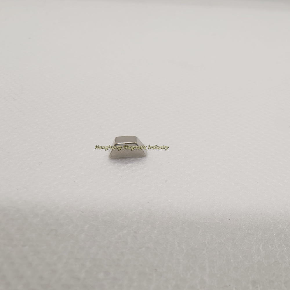 Ímã NDFEB Forte Magnetic N48