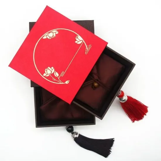 Customized packaging gift with brushed box