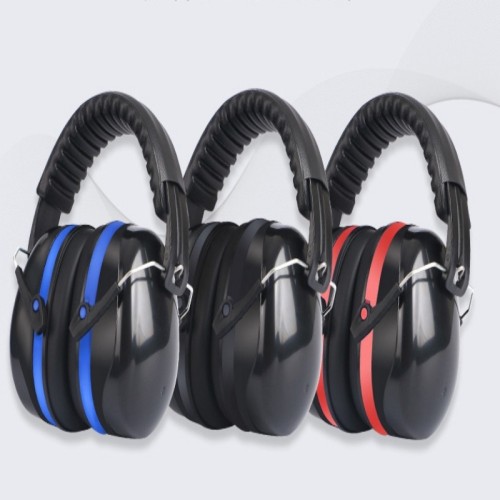 Advanced Noise Cancelling Headset for Quiet Focus