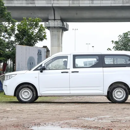 Wuling Journey electric car