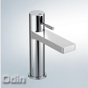 fancy bathroom faucet