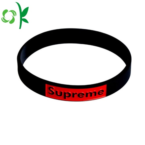 Thiết kế silicone phổ biến kẹo màu đơn giản Debossed Bracelet