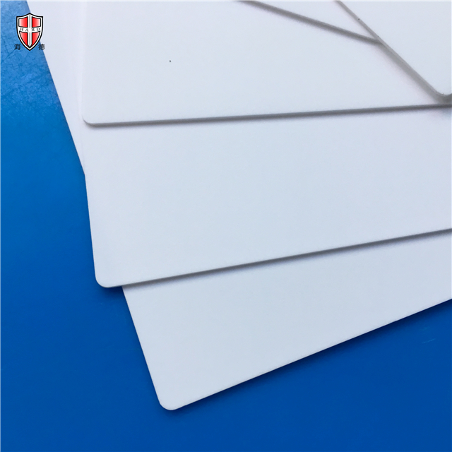 foglio di ceramica bianco allumina Al2O3 stampaggio bianco
