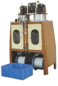 High-speed nylon zipper forming machine