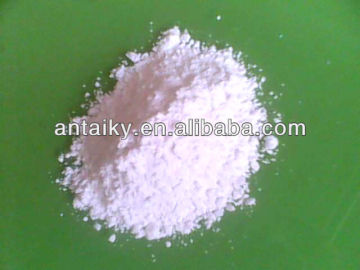 white kaolin powder