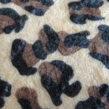 Super-soft Velour Fabric, Made of 100% Polyester, Weighs 260gsm, Suitable for Sofa and Toys