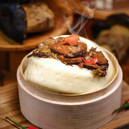 Dai Style Spicy Oil Boletus Mushrooms