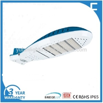 2016 YuLan 120W High Output LED Street Light