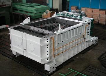 Enengry Saving & Hot Selling Screen-Type Roller Stone Crusher