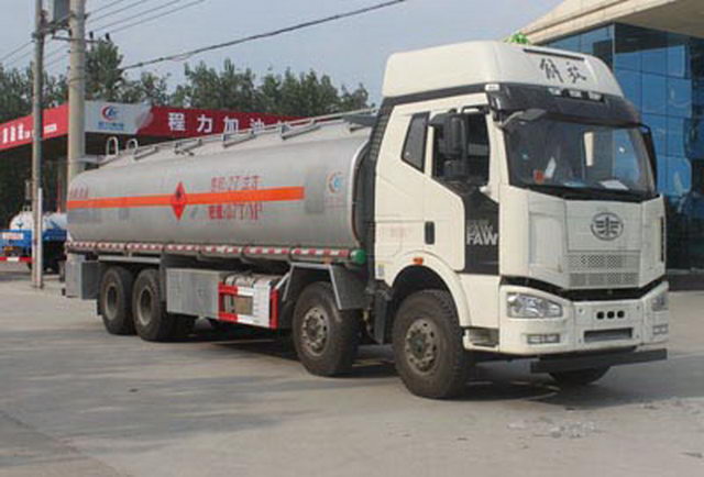 FAW 28000Litres Aluminum Alloy Fuel Delivery Truck