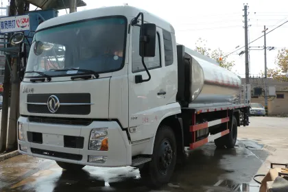 Dongfeng12CBM Asphalt Distributor Truck
