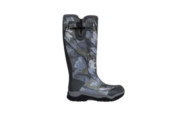 high-top lace-up hunting shoes