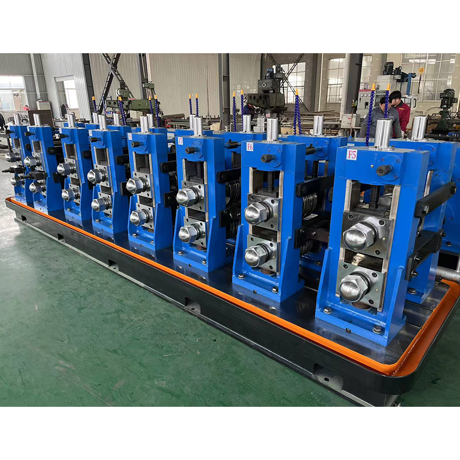 Roll Forming Machine