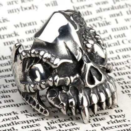 Demon Tooth decay  skull finger ring