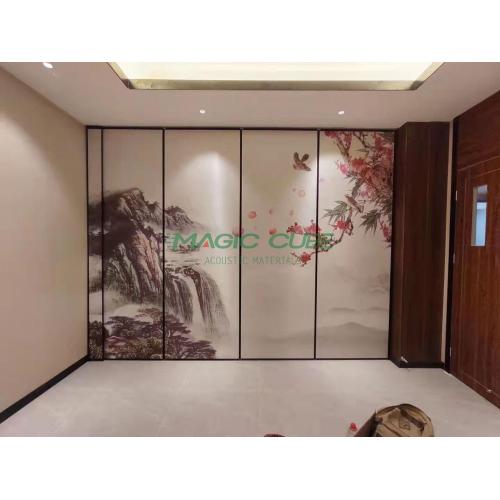 Soundproof and decorative movable walls
