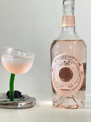 luxury design sparkling grape juice bottling