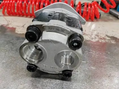 Shimadzu SGP Series Hydraulic Gear Pumps for Forklifts
