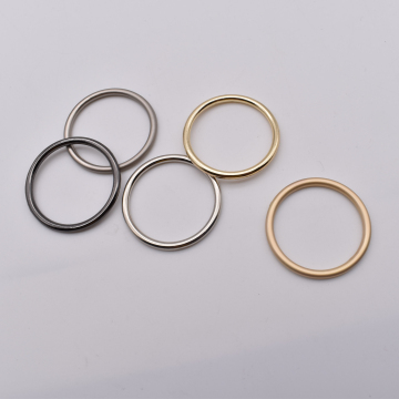 Custom Bag Buckle Metal O-Ring in 15mm to 60mm: High-Quality Handbag Hardware in Zinc Alloy