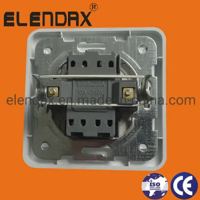 Interruptor intermedio de tres vías 10A