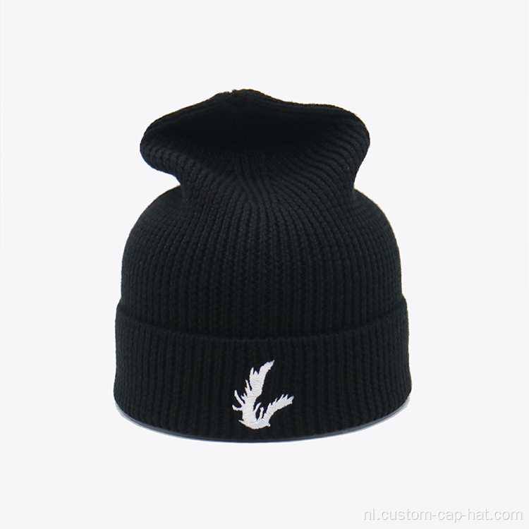 Op maat gemaakte geborduurde beanie -hoeden
