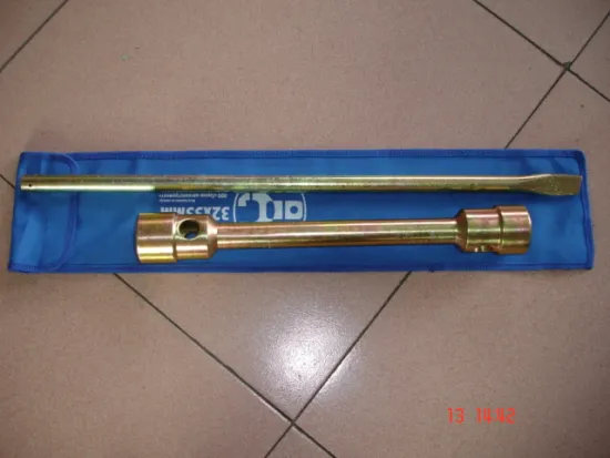 wheel nut wrench for truck reparing