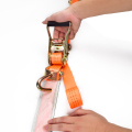 1.5 &quot;3000kgs 38mm Plastik Ratchet Buckle Car Tire Belt Straps Dengan 1,5 Inch Swivel Hooks