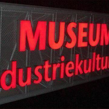 LED Channel Letter Sign/Billboard with 110 to 240V Input Voltage/Bulgy Light, OEM Orders are Welcome