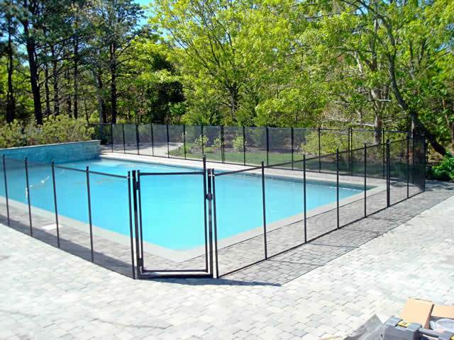 Pool Guard Fence