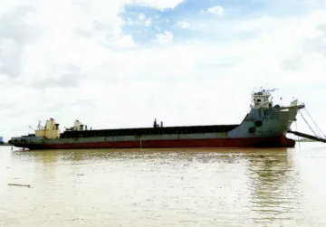 5150T SELF-PROPELLED DECK BARGE