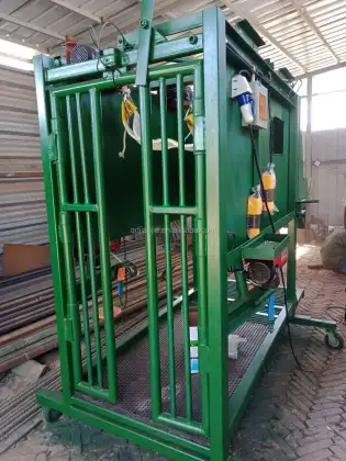 Steel Cattle Hoof Trimming Equipment for Livestock Farms - 800kg Capacity