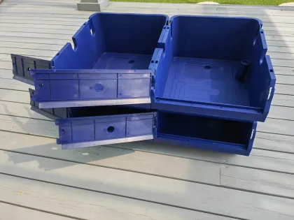 Durable Crab Farming Box with Enhanced Water Flow for Optimal Crab Growth