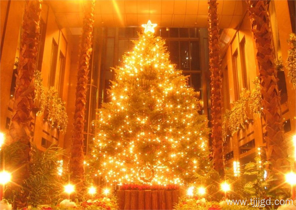 Gold LED Glow Christmas Tree