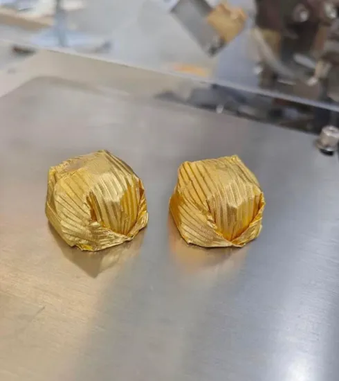 Automatic Corrugated Foil Packing Machine for Decorated and Gilded Diamond Shape Chocolates