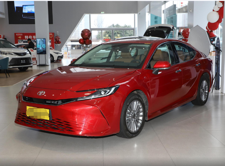 Toyota Camry 2024 2.0G