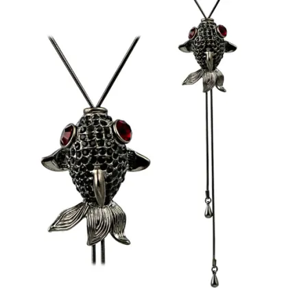 Black Goldfish Pendant Necklace with Diamond