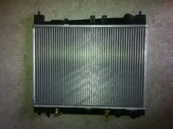 Aluminum radiator for TOYOTA YARIS 99