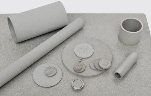 Materiale in lega di metallo sinterizzato per filtri in polvere