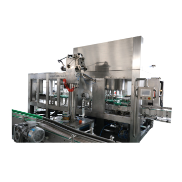 Riempitrice automatica per succhi con sigillatura in foglio di alluminio
