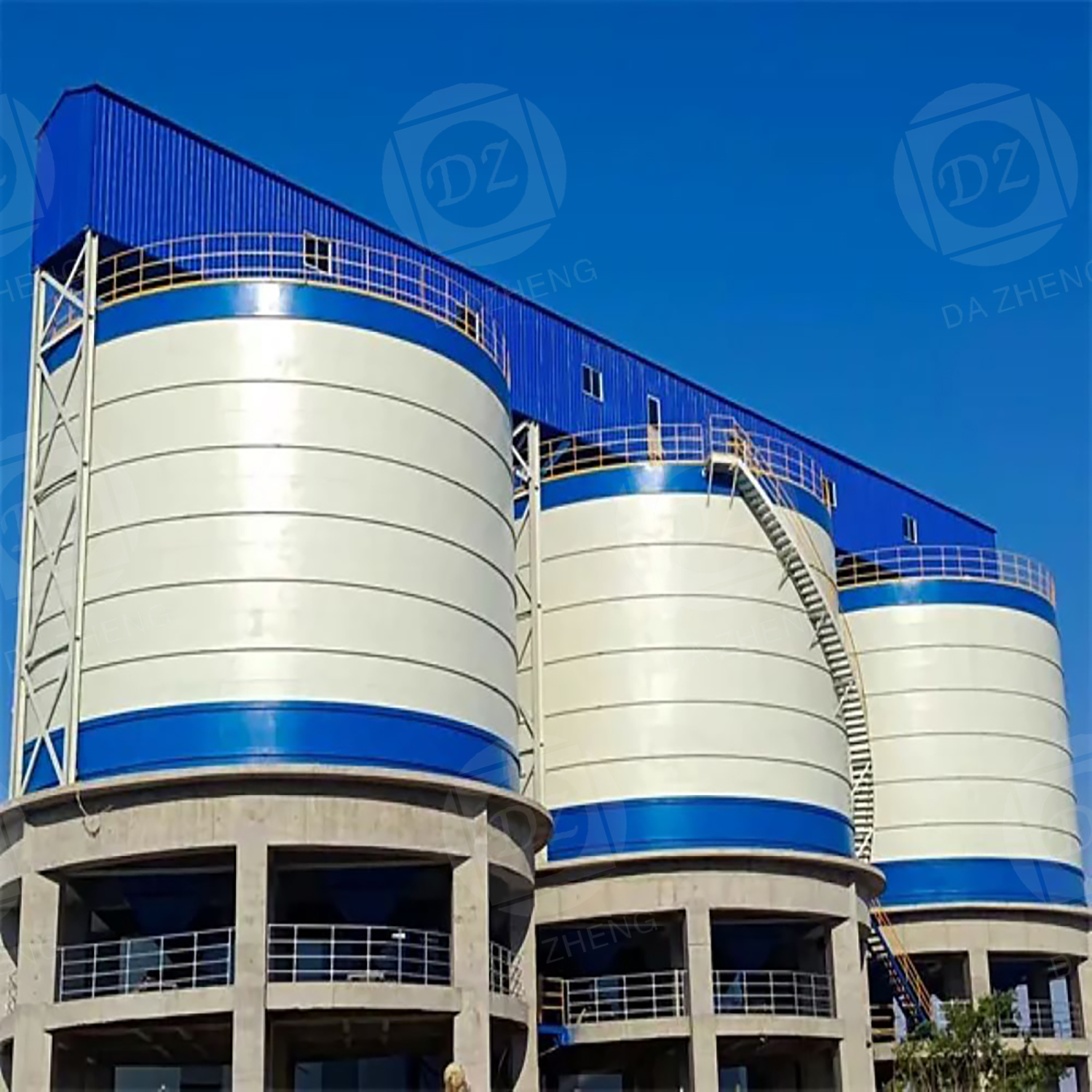Feed producer storage silos
