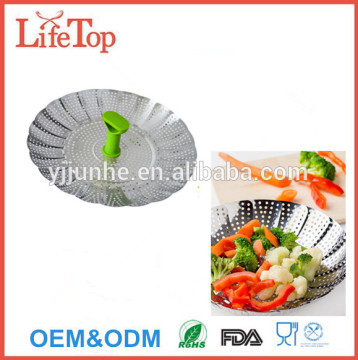 Stainless Steel Foldable Food Steamer Basket with Extendable Handle