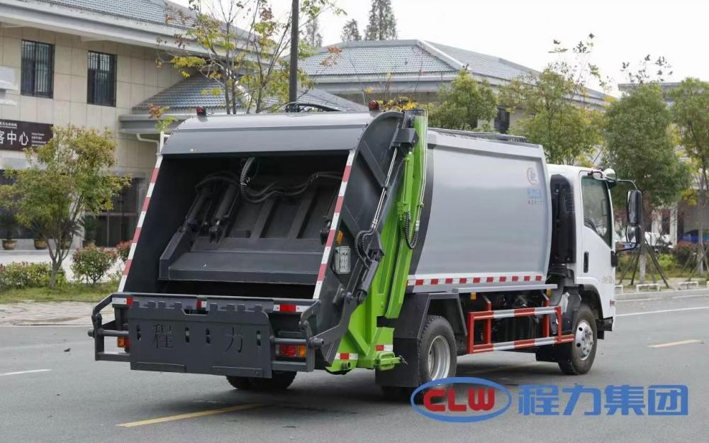 Isuzu 700p Garbage Compactor Truck 3 Jpg