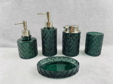 plaid bathroom accessory sets