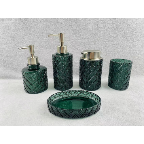 plaid bathroom accessory sets