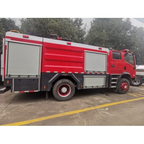 Camión de bomberos de rescate de emergencia con tanque de espuma de agua 6T