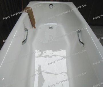 cast iron bathtub with handles