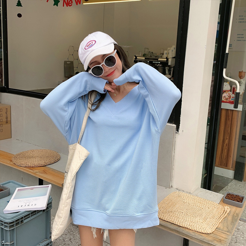 high quality v-neck blue blouse