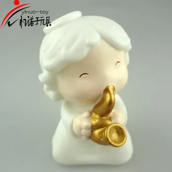 Eco-friendly PVC Material White LED Toy with Gold Trumpet