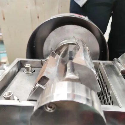 High-Quality Industrial Coarse Grinder: Versatile Solution for Grinding Food Shells, Grains, Spices, and More