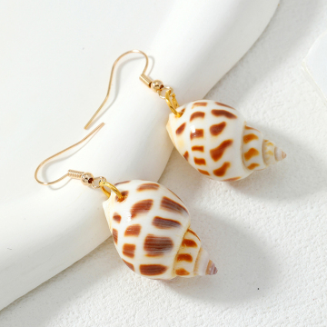 Beachy Style Conch and Starfish Earrings: A Unique Blend of Nature-inspired Designs