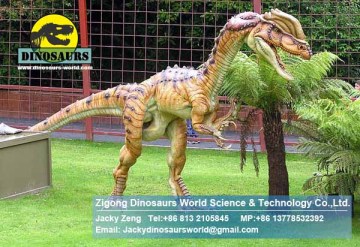 Animatronic Dilophosaurus in Jurassic park